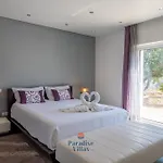 Elegant With Private Pool And Games فيلة