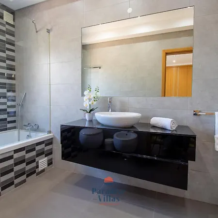 Elegant With Private Pool And Games