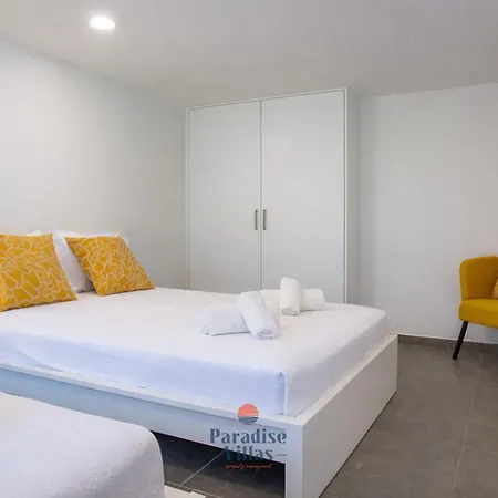 Elegant With Private Pool And Games * Лоле