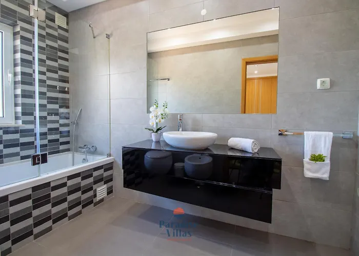 Elegant With Private Pool And Games