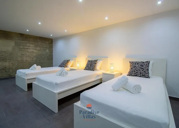 Elegant With Private Pool And Games *