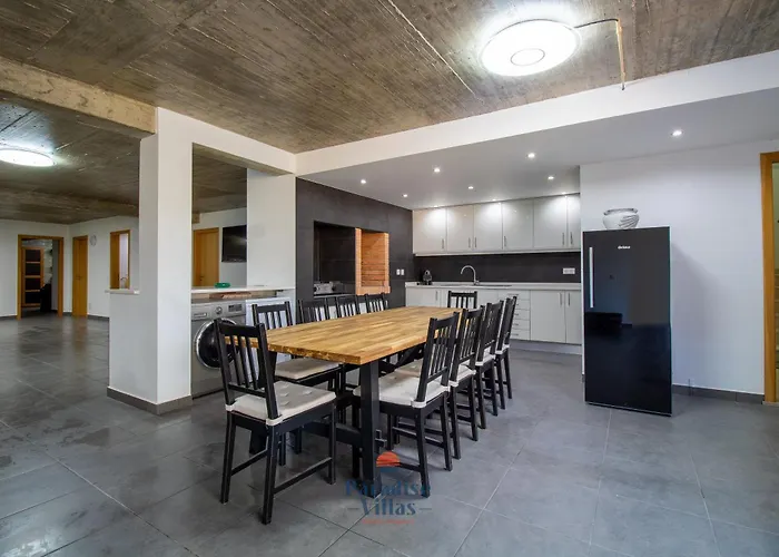 别墅 Elegant With Private Pool And Games 楼尔
