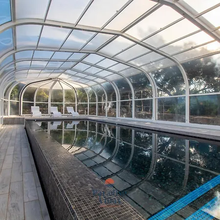5-bedroom Algarve With Private Pool Villa *