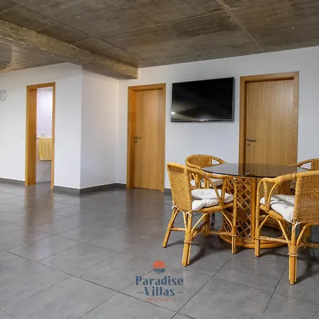 Villa 5-bedroom Algarve With Private Pool *