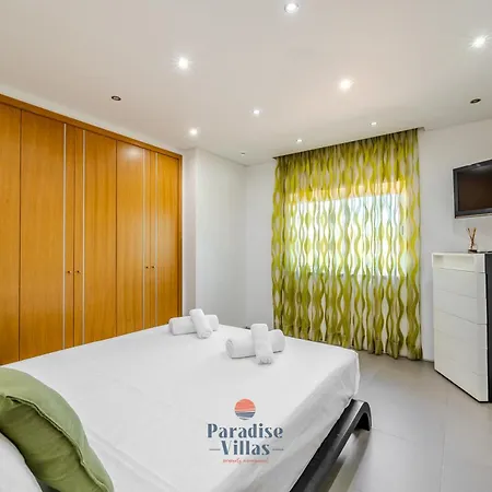 5-bedroom Algarve With Private Pool * Loulé