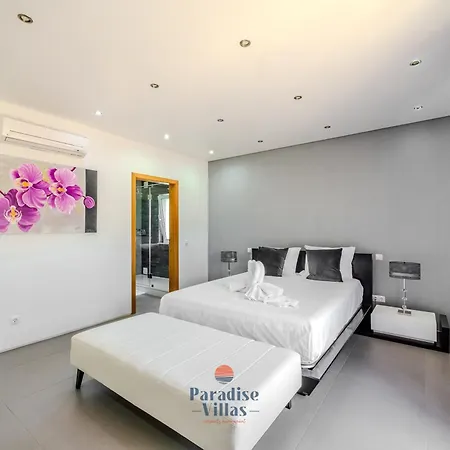 5-bedroom Algarve With Private Pool Villa *