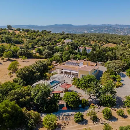 5-bedroom Algarve With Private Pool