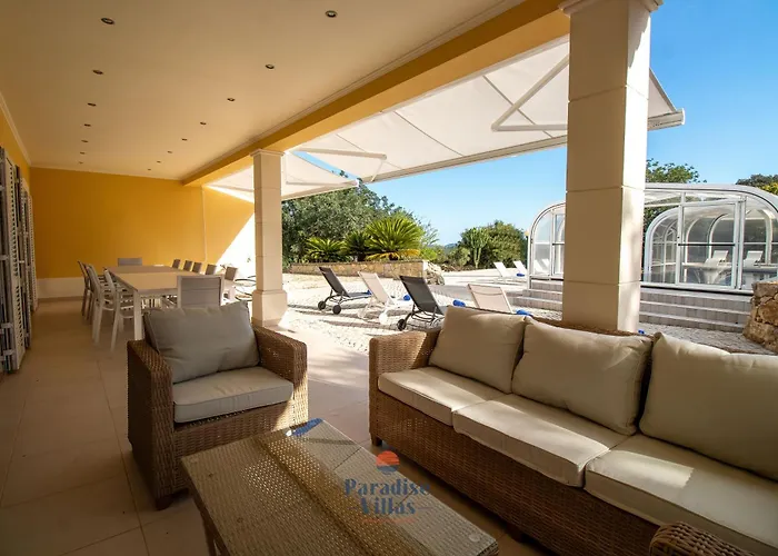 Elegant With Private Pool And Games Villa