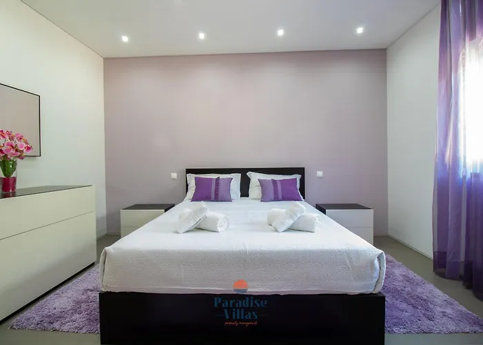 Elegant With Private Pool And Games Villa