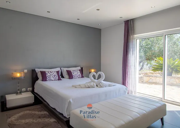 Elegant With Private Pool And Games Villa
