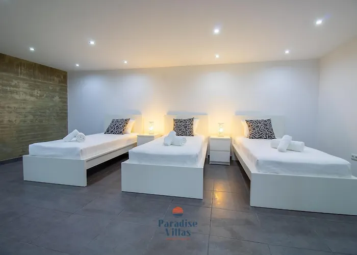 Villa Elegant With Private Pool And Games